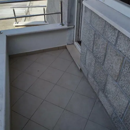 Tony Apartment *